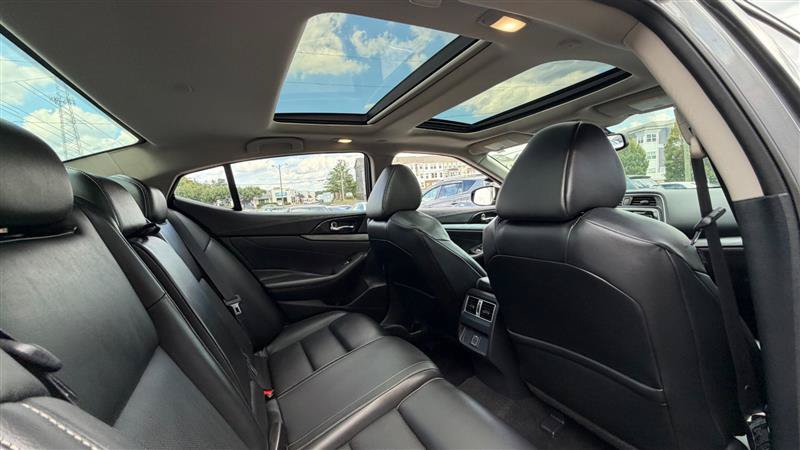 Used 2018 Nissan Maxima 3.5 SL FWD image 11