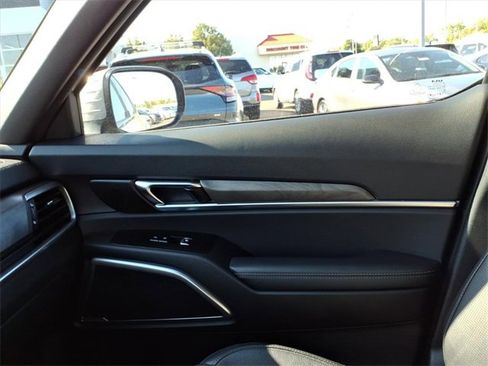 Used 2024 Kia Telluride EX X-Line image 35