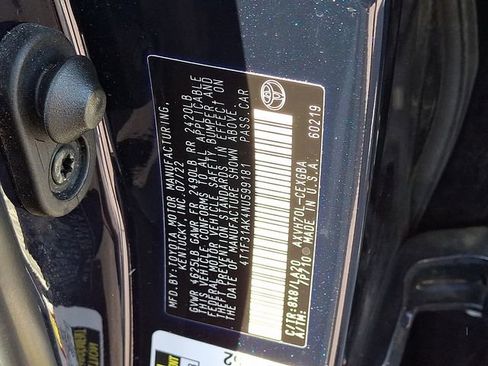 Certified 2022 Toyota Camry XLE w/ Navigation Upgrade Package FWD image 27