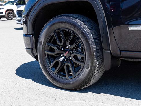 Used 2026 GMC Sierra 1500 Elevation AWD/4WD image 7