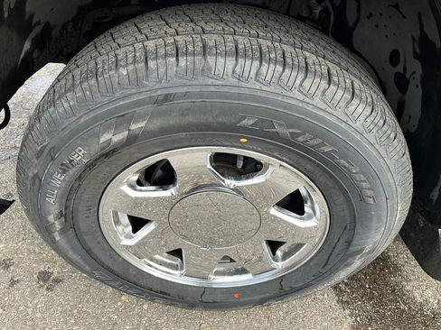 Used 2003 Cadillac Escalade AWD image 16