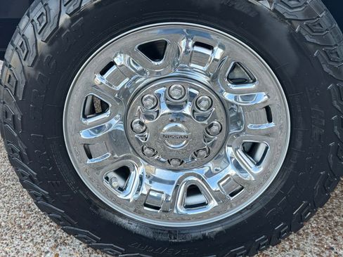 Used 2020 Nissan NV 3500 SL image 30