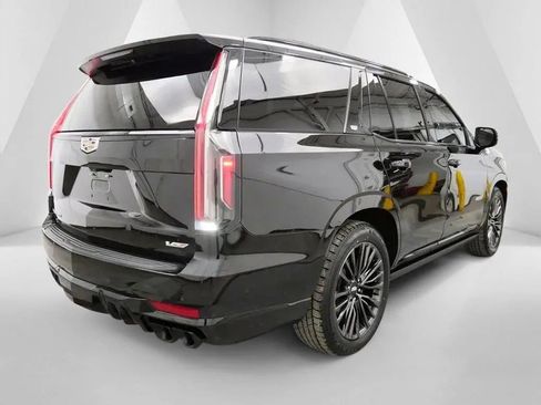 Used 2023 Cadillac Escalade V image 6