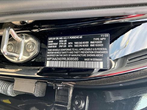 Certified 2024 Porsche Macan Turbo AWD/4WD image 26