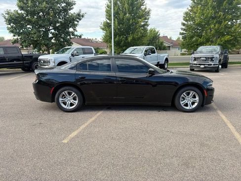 Used 2023 Dodge Charger SXT RWD image 9