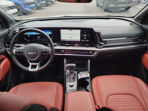 Certified 2024 Kia Sportage SX FWD image 18