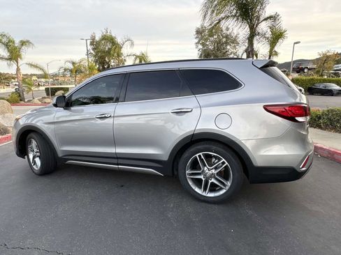Used 2017 Hyundai Santa Fe Limited image 11