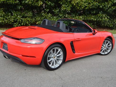Used 2020 Porsche 718 Boxster image 11