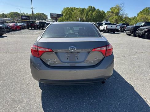 Used 2019 Toyota Corolla LE image 4
