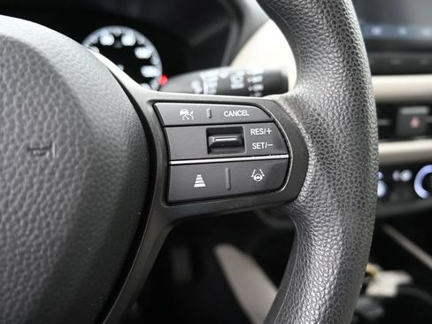 Certified 2024 Honda HR-V LX image 18