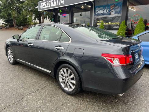 Used 2011 Lexus ES 350 image 3