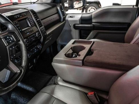 Used 2018 Ford F250 XL w/ Power Equipment Group image 21