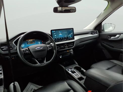 Used 2024 Ford Escape Platinum AWD/4WD image 10