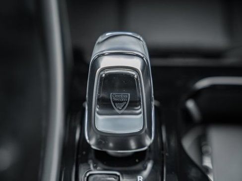 Used 2026 Volvo XC40 B5 Plus w/ Protection Package Premier AWD/4WD image 26