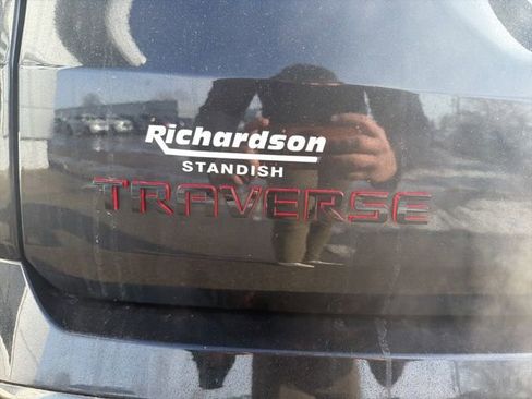 Used 2021 Chevrolet Traverse Premier w/ Redline Edition image 14