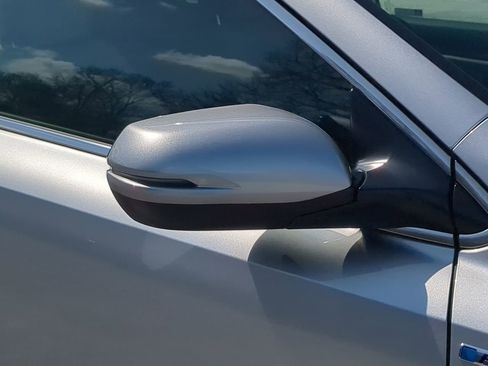 Used 2022 Honda CR-V EX-L image 10