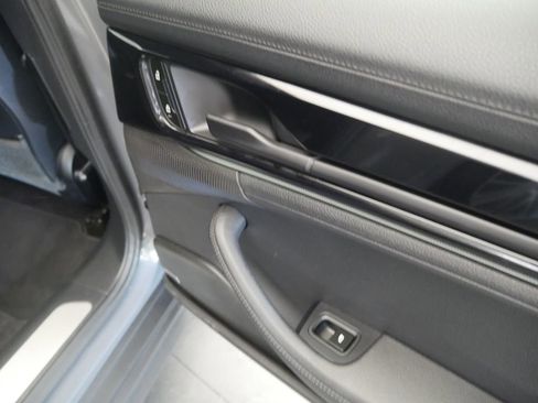 Certified 2025 Porsche Panamera image 29