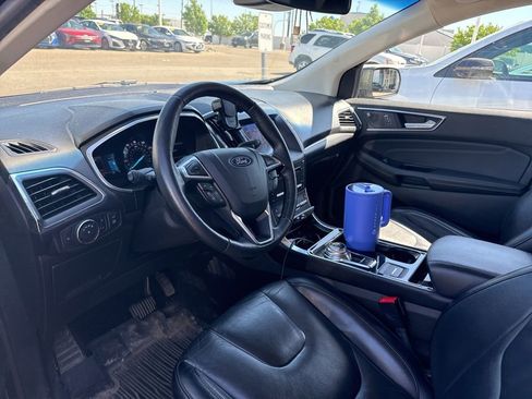 Used 2019 Ford Edge Titanium w/ Cold Weather Package AWD/4WD image 12