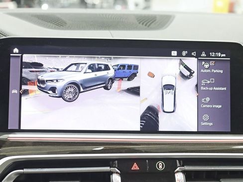 Used 2020 BMW X7 xDrive40i w/ Premium Package image 21