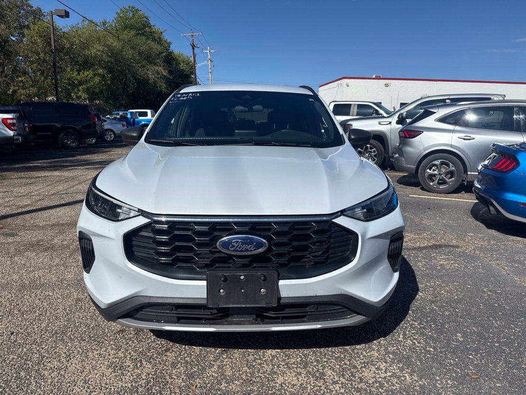 Used 2025 Ford Escape ST-Line FWD image 6