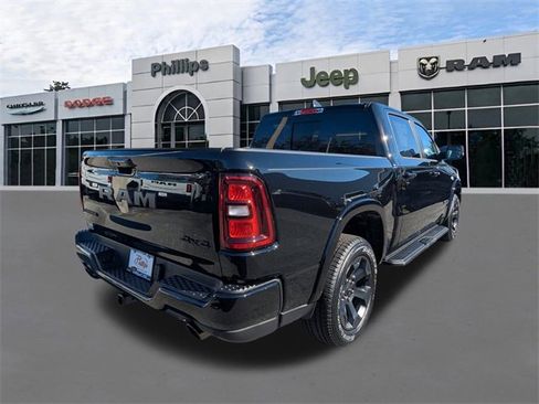 New 2026 RAM 1500 4x4 Crew Cab image 4