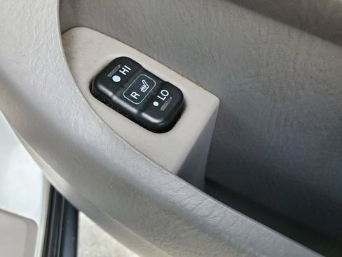 Used 2004 Honda Odyssey EX-L image 34