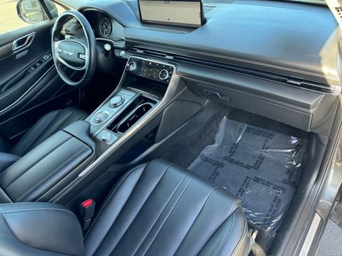 Used 2024 Genesis GV80 2.5T image 13