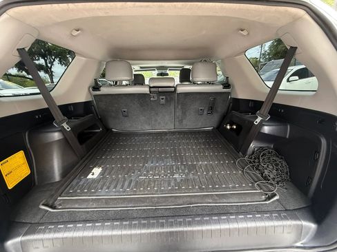 Used 2013 Toyota 4Runner SR5 w/ Convenience Pkg image 18