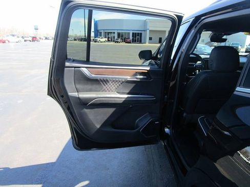 Certified 2024 GMC Acadia Denali w/ Super Cruise Package image 15