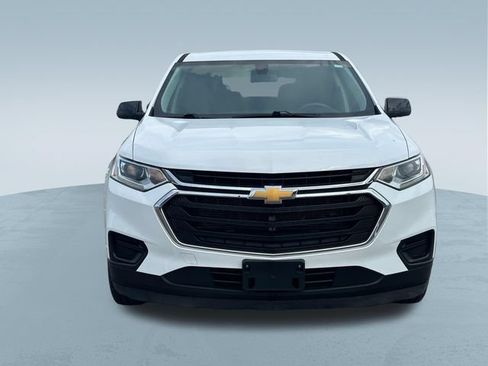 Used 2021 Chevrolet Traverse LS FWD image 2