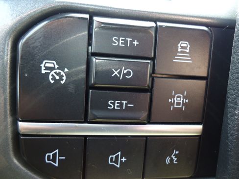 Used 2022 Ford F150 XLT w/ Equipment Group 302A High AWD/4WD image 25