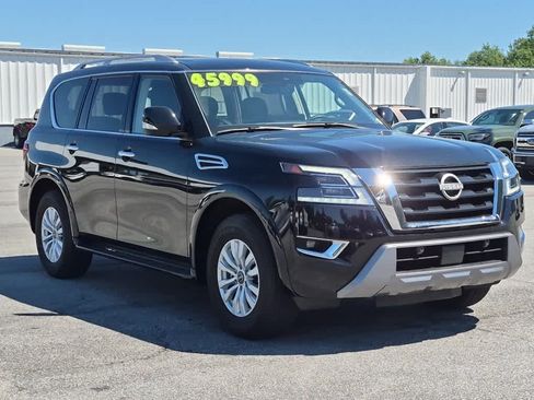 Used 2024 Nissan Armada SV w/ Cargo Package AWD/4WD image 3