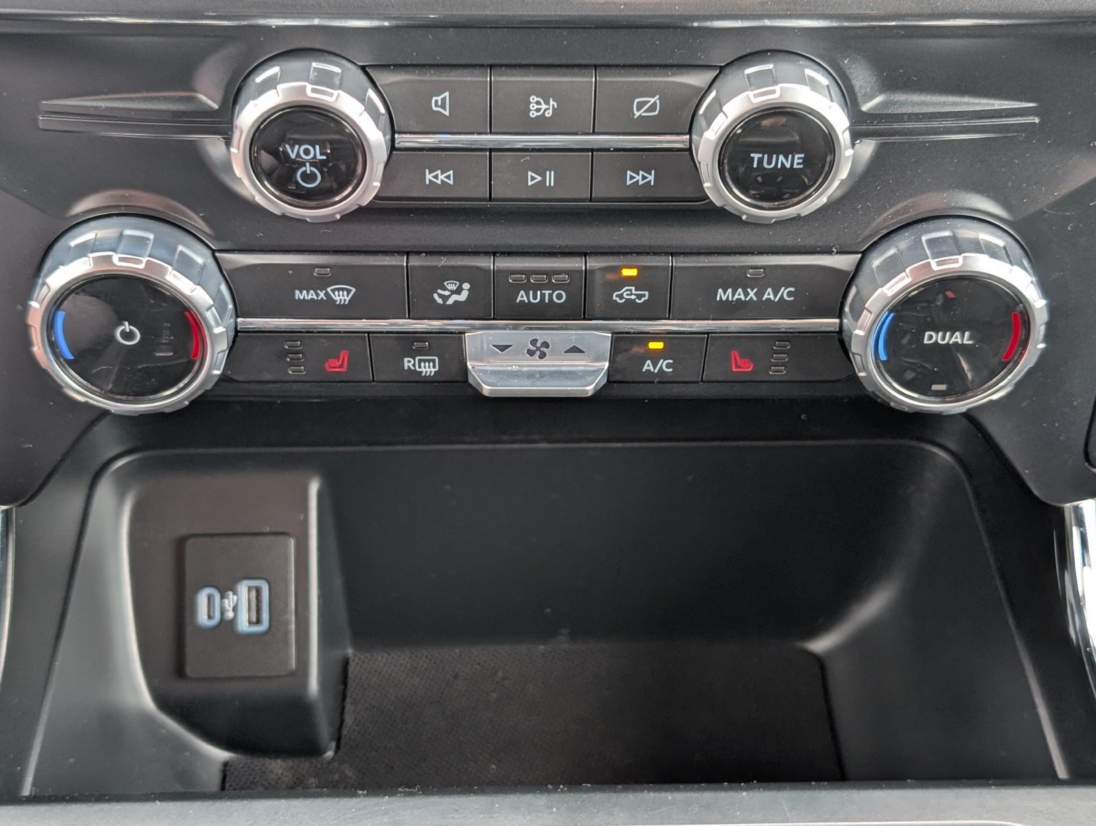 Used 2023 Ford F150 XLT w/ Equipment Group 302A High AWD/4WD image 19
