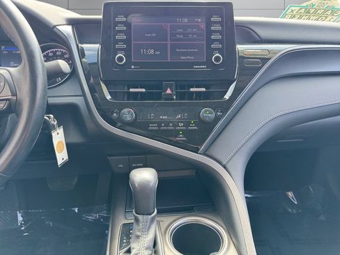 Certified 2023 Toyota Camry SE FWD image 15