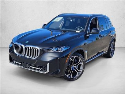 New 2026 BMW X5 xDrive50e w/ Premium Package