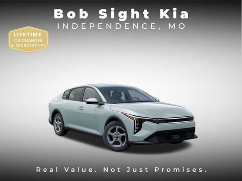 New 2025 Kia K4 FWD image 8