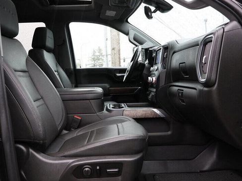 Used 2021 GMC Sierra 3500 Denali w/ Denali Ultimate Package AWD/4WD image 30
