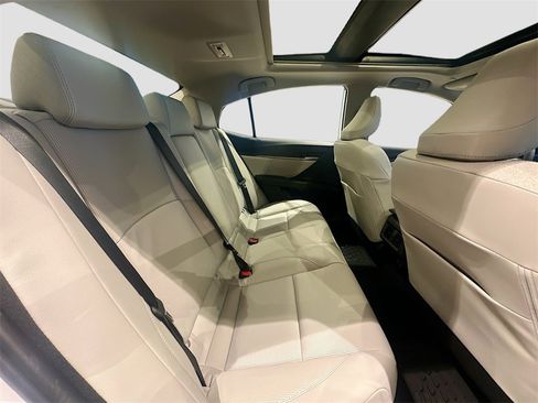 New 2026 Toyota Camry XLE image 28