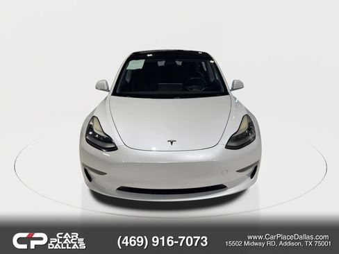 Used 2019 Tesla Model 3 Standard Range image 4