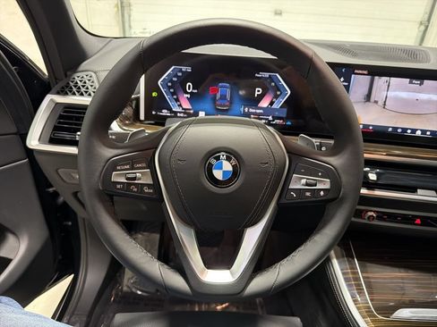 Used 2026 BMW X5 xDrive40i w/ Parking Assistance Package AWD/4WD image 26