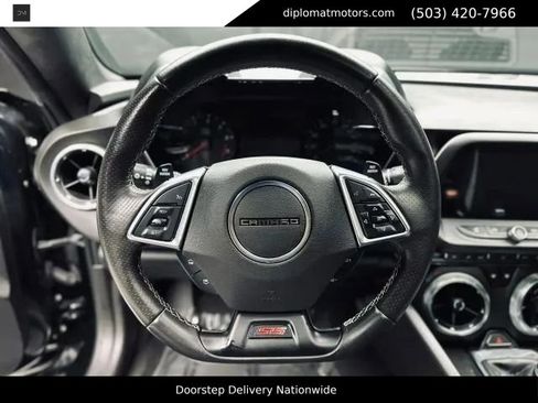 Used 2018 Chevrolet Camaro SS RWD image 26