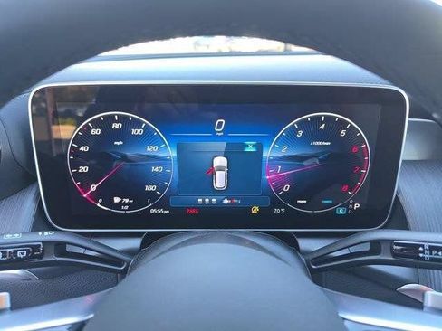 Certified 2026 Mercedes-Benz GLC 300 4MATIC image 34