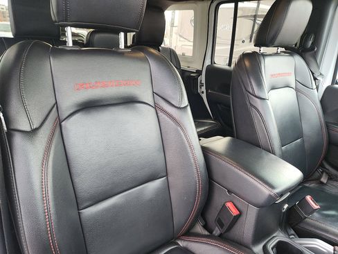 Used 2020 Jeep Wrangler Unlimited Rubicon w/ Dual Top Group image 33