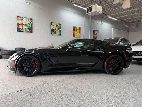 Used 2019 Chevrolet Corvette Grand Sport RWD image 2