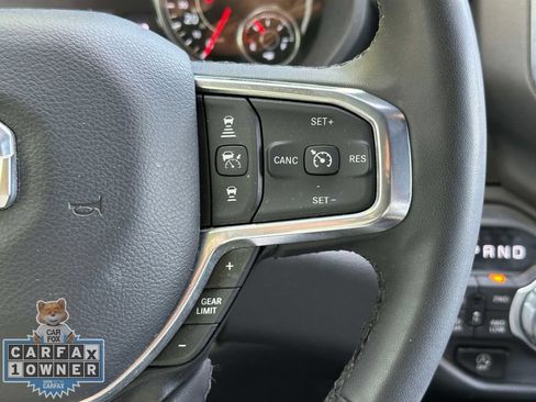Used 2025 RAM 1500 Laramie AWD/4WD image 24