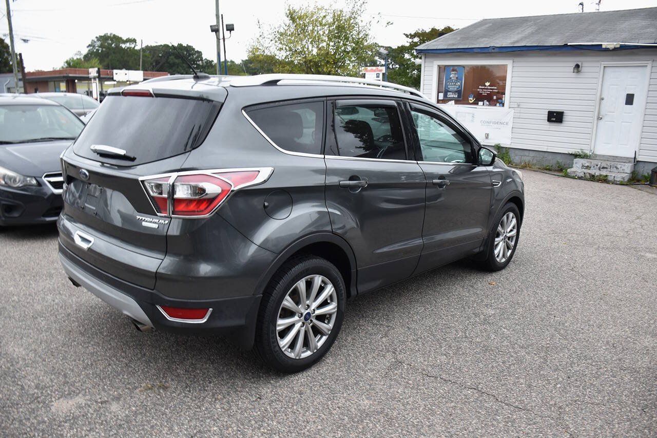 Used 2017 Ford Escape Titanium FWD image 5