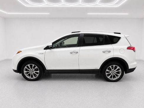 Used 2017 Toyota RAV4 Limited AWD/4WD image 6