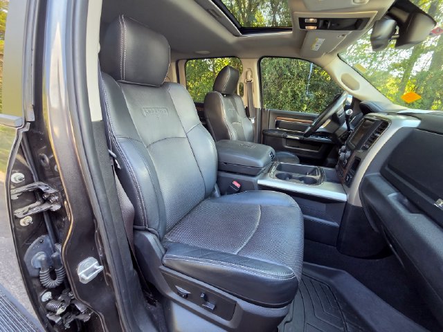 Used 2016 RAM 2500 Laramie w/ Convenience Group AWD/4WD image 27