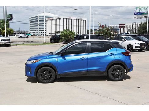 Used 2024 Nissan Kicks SV FWD image 4