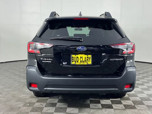 Used 2023 Subaru Outback Premium AWD/4WD image 7